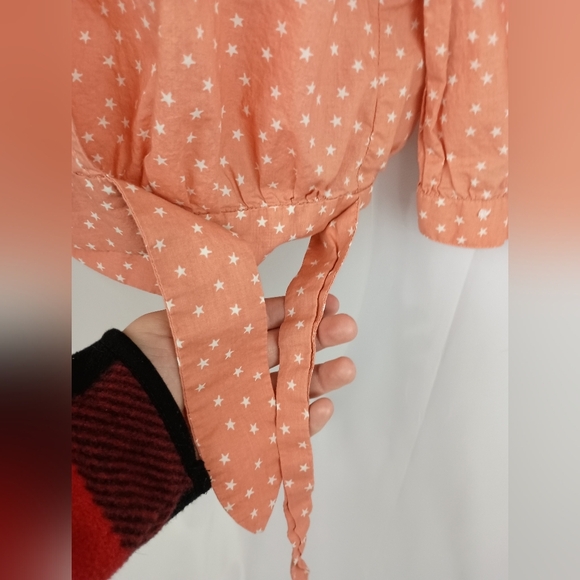 2/$30 MADEWELL Women's Peach Star Print Wrap Top (#1,336) - Picture 8 of 12